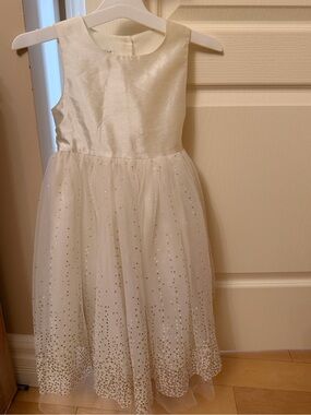 Marmellata Girls White Formal Tutu Dress Gown Flower Girl size 6